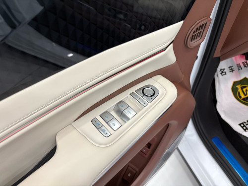 BYD XIA 2025 Full Option DM-I1060 km telegram 0889836008