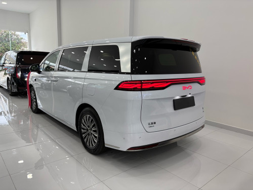 BYD XIA 2025 Full Option DM-I1060 km telegram 0889836008