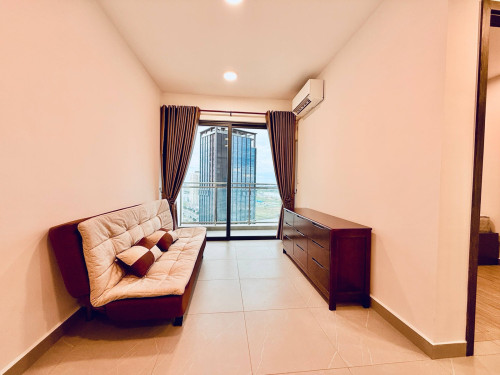 Condo Urban village Phase 2 available for rent 450$ per month