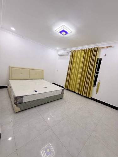 House 12room 3000$
