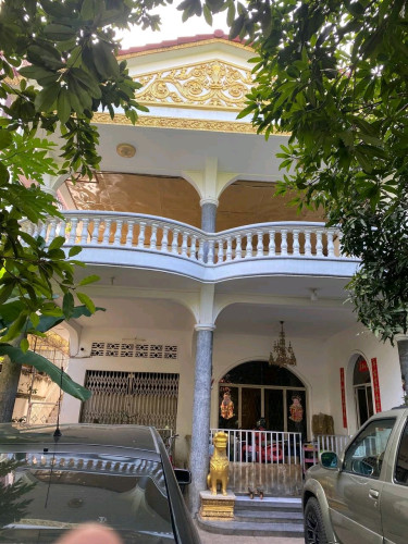 House for Rent – Tuol Kork (TK) with green garden