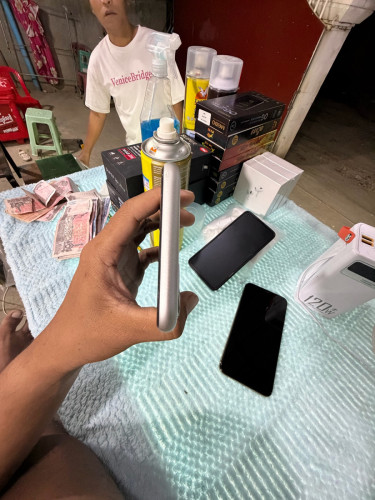 IPhone 11 128GB អេក្រង់ហ្សុីន🔋Zin 92% អត់ស្កេន តួរស្អាត98%