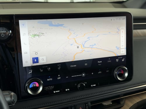Lexus LM350H 7 seats 2024
