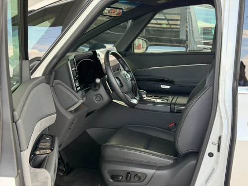Lexus LM350H 7 seats 2024