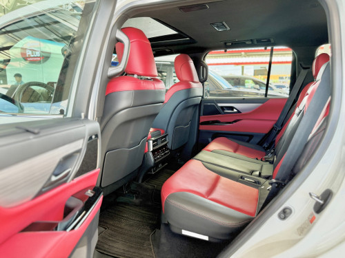 Lexus LX 600 2024