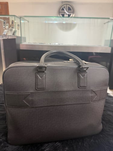 LV កាបូបធ្វើការ