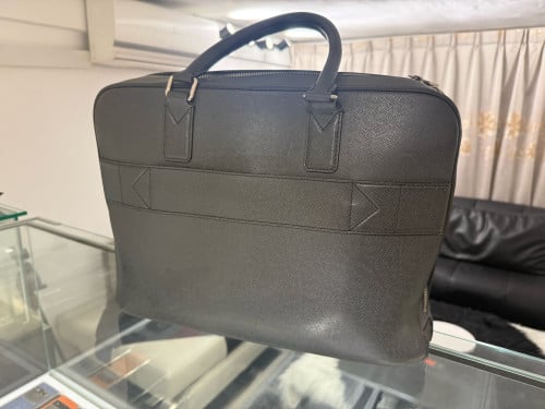 LV កាបូបធ្វើការ
