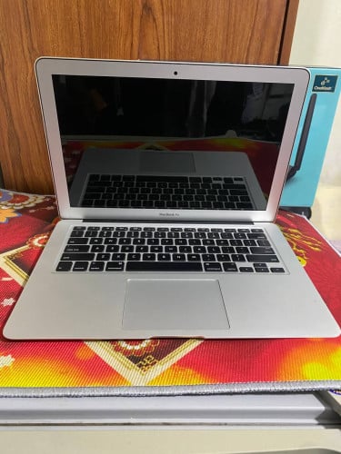 Mac book air.