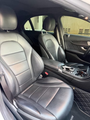 Mercedes Benz C300 2015