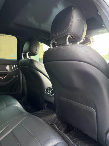 Mercedes Benz C300 2015