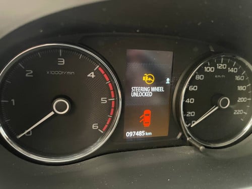 Mitsubishi Pajero sport ម៉ាស៊ីន​ ម៉ាស៊ូត​