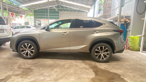 NX 200T F-SPORT 2017