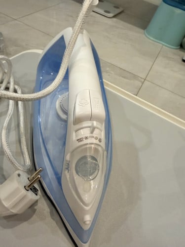Philips EasySpeed Steam Iron (2000W)