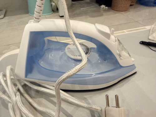 Philips EasySpeed Steam Iron (2000W)
