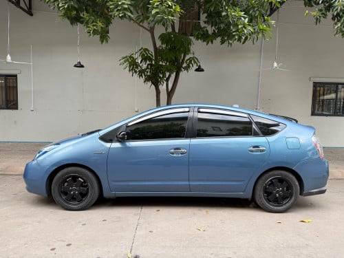 Prius 2007 Half full ម្ចាស់ទី2 ផ្លាកលេខ2BSxxxx ម៉ាសុីនអាគុយ ABS ម៉ាសុីនត្រជាក់ នៅអែម
