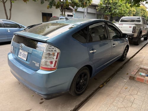 Prius 2007 Half full ម្ចាស់ទី2 ផ្លាកលេខ2BSxxxx ម៉ាសុីនអាគុយ ABS ម៉ាសុីនត្រជាក់ នៅអែម