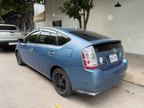 Prius 2007 Half full ម្ចាស់ទី2 ផ្លាកលេខ2BSxxxx ម៉ាសុីនអាគុយ ABS ម៉ាសុីនត្រជាក់ នៅអែម