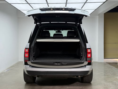 Range Rover Vogue 2016 ម្ចាស់​ទី​១