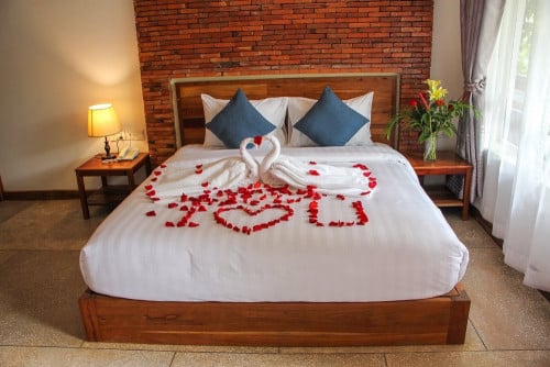 Room single and double for rent