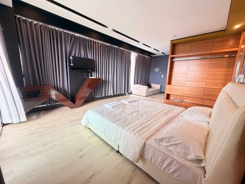 Studio 350$ ob3
