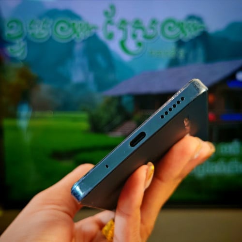 Tecno Camon 30 5G (វ៉ៃដូរបាន)មានធានាច្បាស់លាស់ត្រឹមត្រូវ