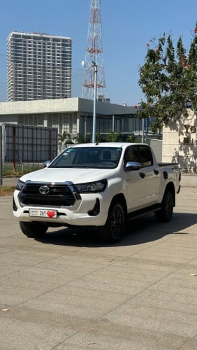 Totoya hilux revo V  2022 ឡានស្អាត តំលៃ 34500$ចចារ