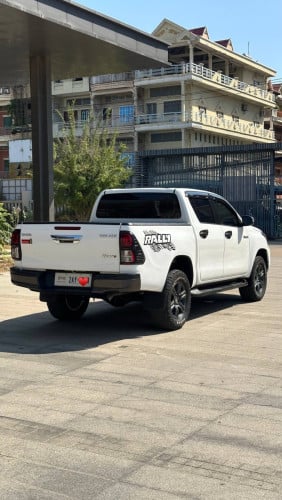 Totoya hilux revo V  2022 ឡានស្អាត តំលៃ 34500$ចចារ