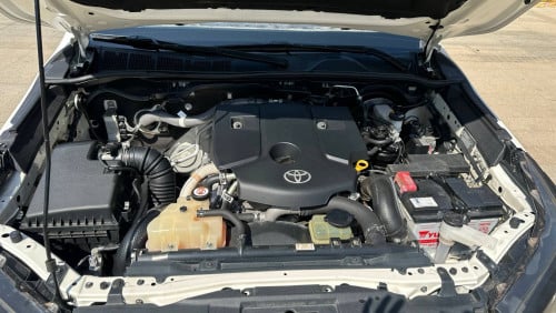 Totoya hilux revo V  2022 ឡានស្អាត តំលៃ 34500$ចចារ