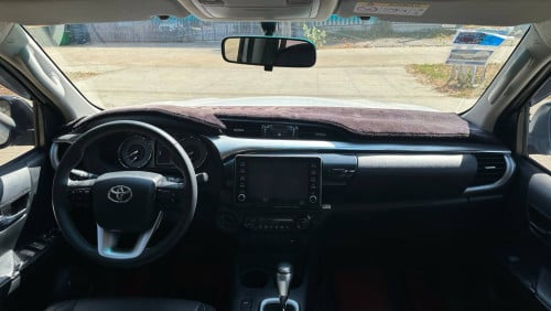 Totoya hilux revo V  2022 ឡានស្អាត តំលៃ 34500$ចចារ