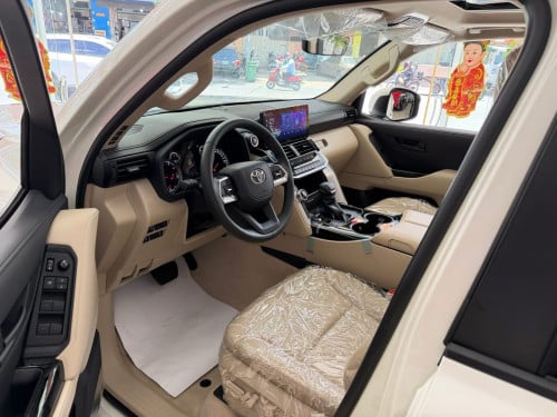 Toyota land cruise GXR 2022