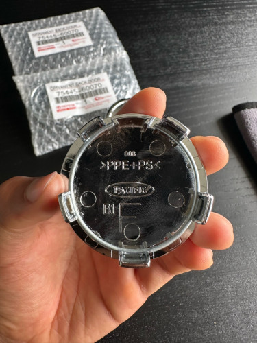 Toyota Prius Chrome Center Cap(01-09)