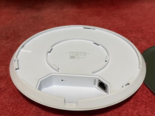 Unifi U6 Pro  sell second  ធានាជូន១ខែ