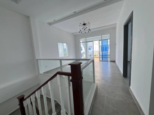 Villa for sale Borey Modern01 Sangkat Snor Kombuol
