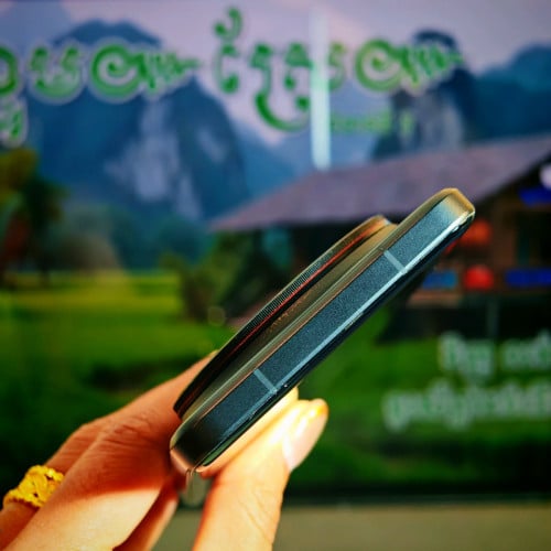 Xiaomi 15 Ultra Global ស្អាត 99% (វ៉ៃដូរបាន)មានធានាច្បាស់លាស់ត្រឹមត្រូវ
