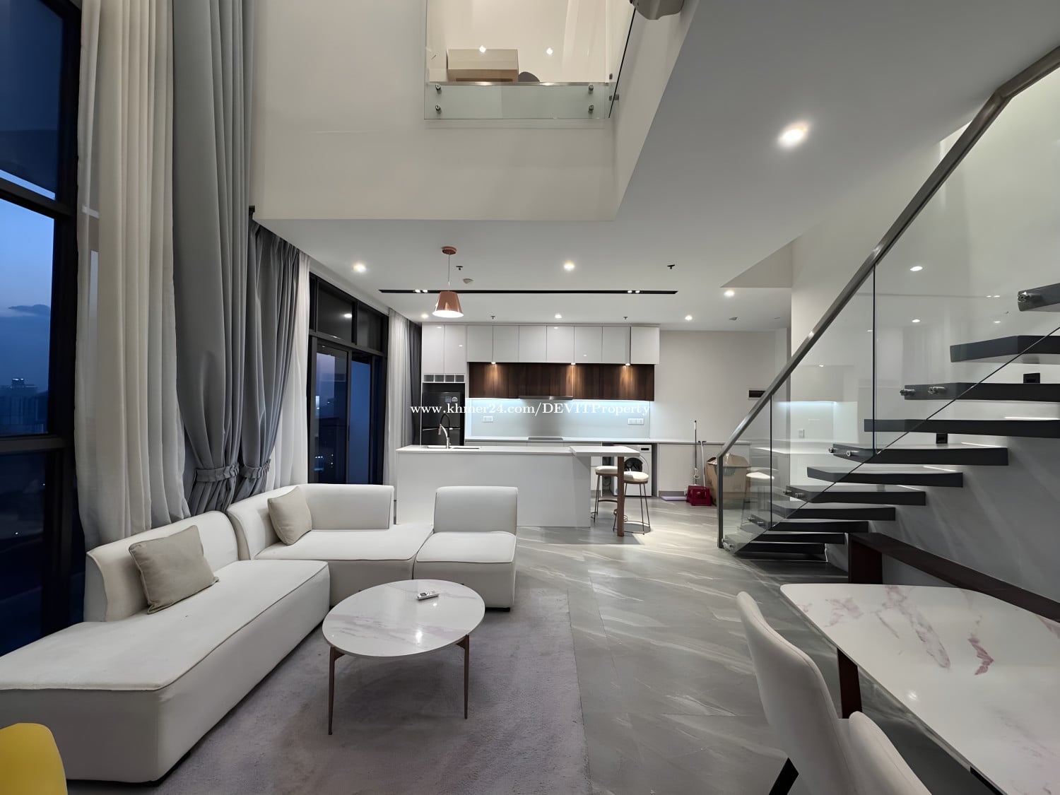 ๐
๐จ๐ซ ๐๐๐ง๐ญ: Duplex 3-Bedroom Apartment โ Chroy Changvar