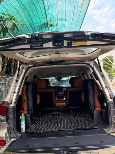 093226792 Lexus Lx570 2014 Sport Full Option ធានាឡាន មិនមាន បុកប៉ះ