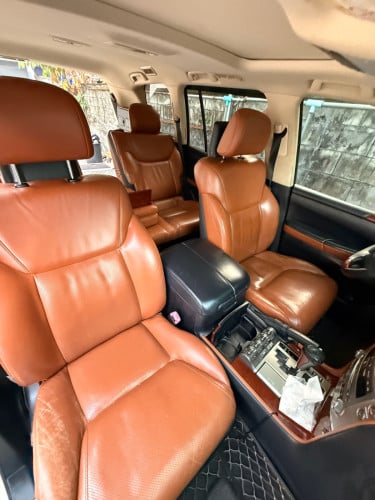 093226792 Lexus Lx570 2014 Sport Full Option ធានាឡាន មិនមាន បុកប៉ះ