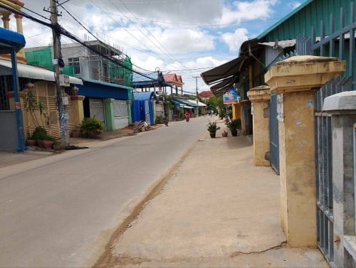 ឃ្លាំងជួល ជ្រៃកោង ចោមចៅ