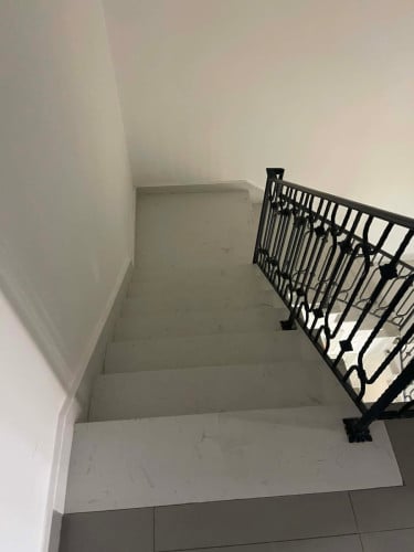 ផ្ទះលក់ បើជួតម្លៃ1900$មានសម្ភារៈប្រើប្រាស់ស្រាប់ បញ្ចាក់យកអ្នកជួលផ្ទាល់ Telegram 0964060358