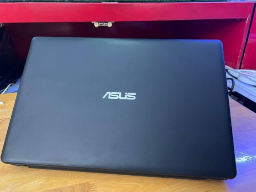 តម្លៃ250$ Asus X55VQ.301