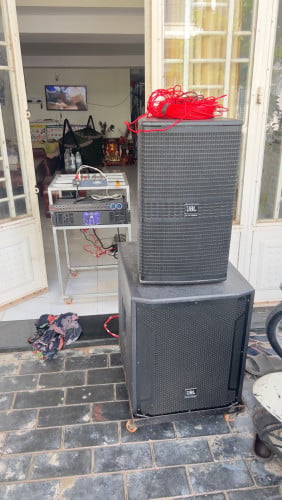 ត្រូការលក់ធុងបាស 350$ ចចា