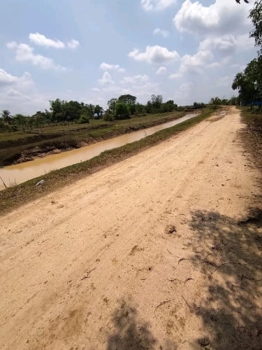 ដីលក់បន្ទាន់ ក្បាល60m
