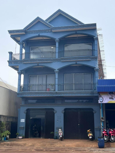 ផ្ទះលក់ 8.5m x25m