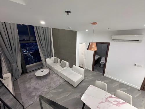 𝐅𝐨𝐫 𝐑𝐞𝐧𝐭: Duplex 2-Bedroom Apartment – Chroy Changvar