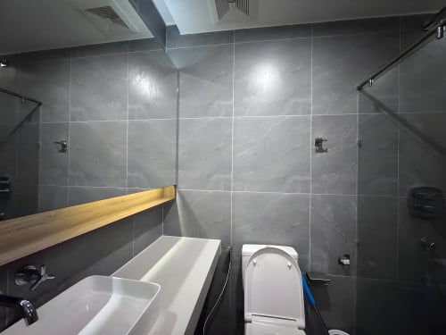 𝐅𝐨𝐫 𝐑𝐞𝐧𝐭: Duplex 2-Bedroom Apartment – Chroy Changvar
