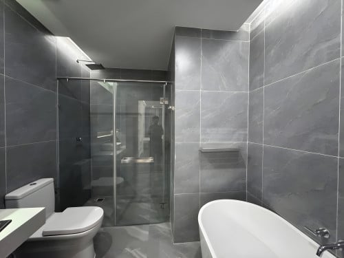 𝐅𝐨𝐫 𝐑𝐞𝐧𝐭: Duplex 2-Bedroom Apartment – Chroy Changvar