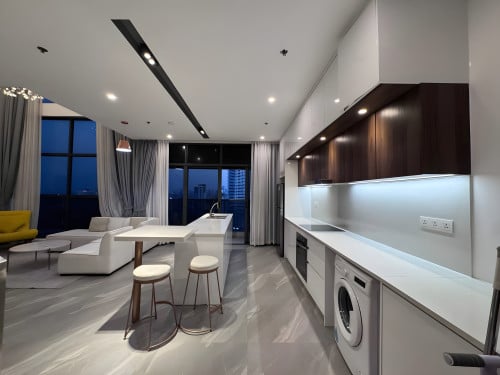 ๐
๐จ๐ซ ๐๐๐ง๐ญ: Duplex 3-Bedroom Apartment โ Chroy Changvar
