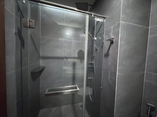 ๐
๐จ๐ซ ๐๐๐ง๐ญ: Duplex 3-Bedroom Apartment โ Chroy Changvar