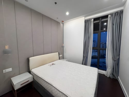 ๐
๐จ๐ซ ๐๐๐ง๐ญ: Duplex 3-Bedroom Apartment โ Chroy Changvar