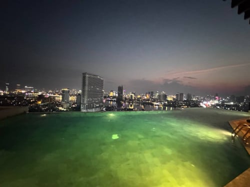 ๐
๐จ๐ซ ๐๐๐ง๐ญ: Duplex 3-Bedroom Apartment โ Chroy Changvar